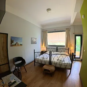 Rentrooms Греция